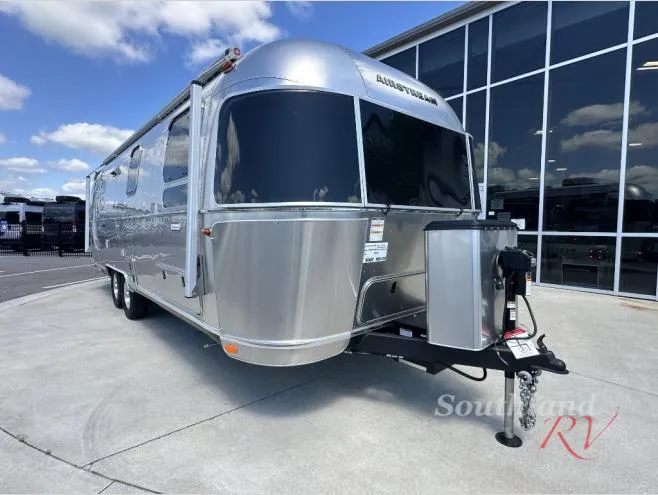 2026 Airstream International 27FB Twin - Photo 2