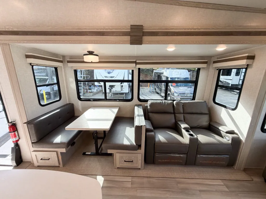 2022 Forest River Rockwood Ultra Lite 2893BS, Photos photo 14