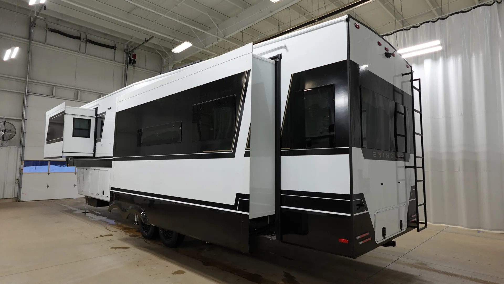 2026 Brinkley Model Z 3600 - Photo 4