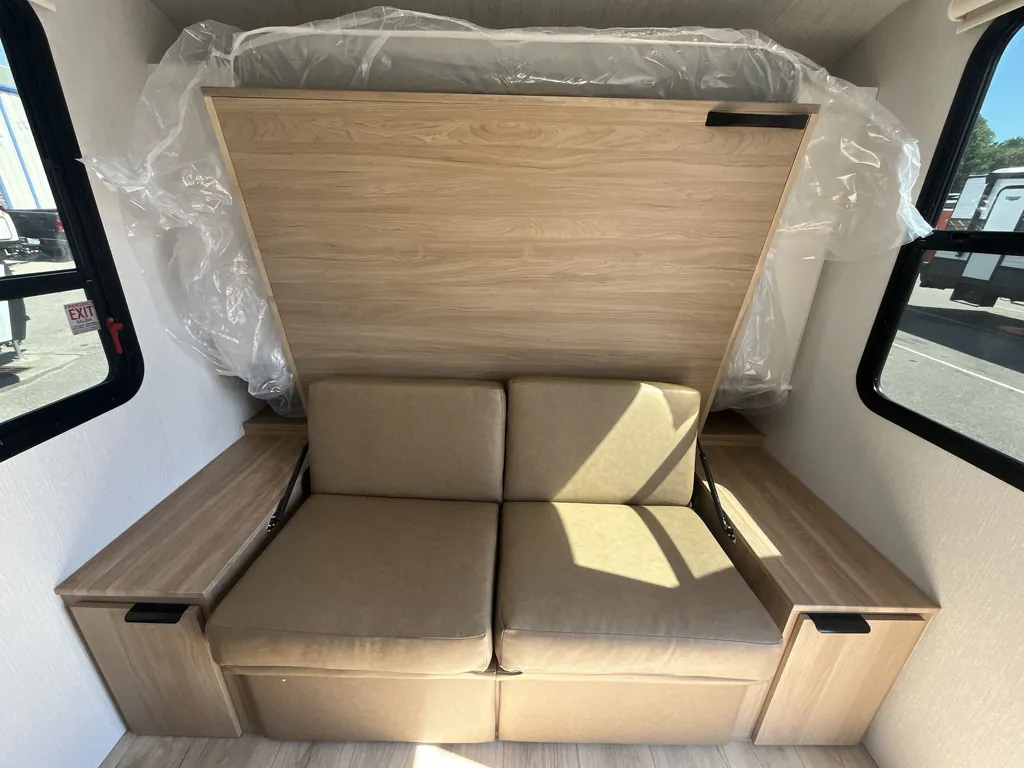 2027 Winnebago Micro Minnie 2108DS, Photos photo 14