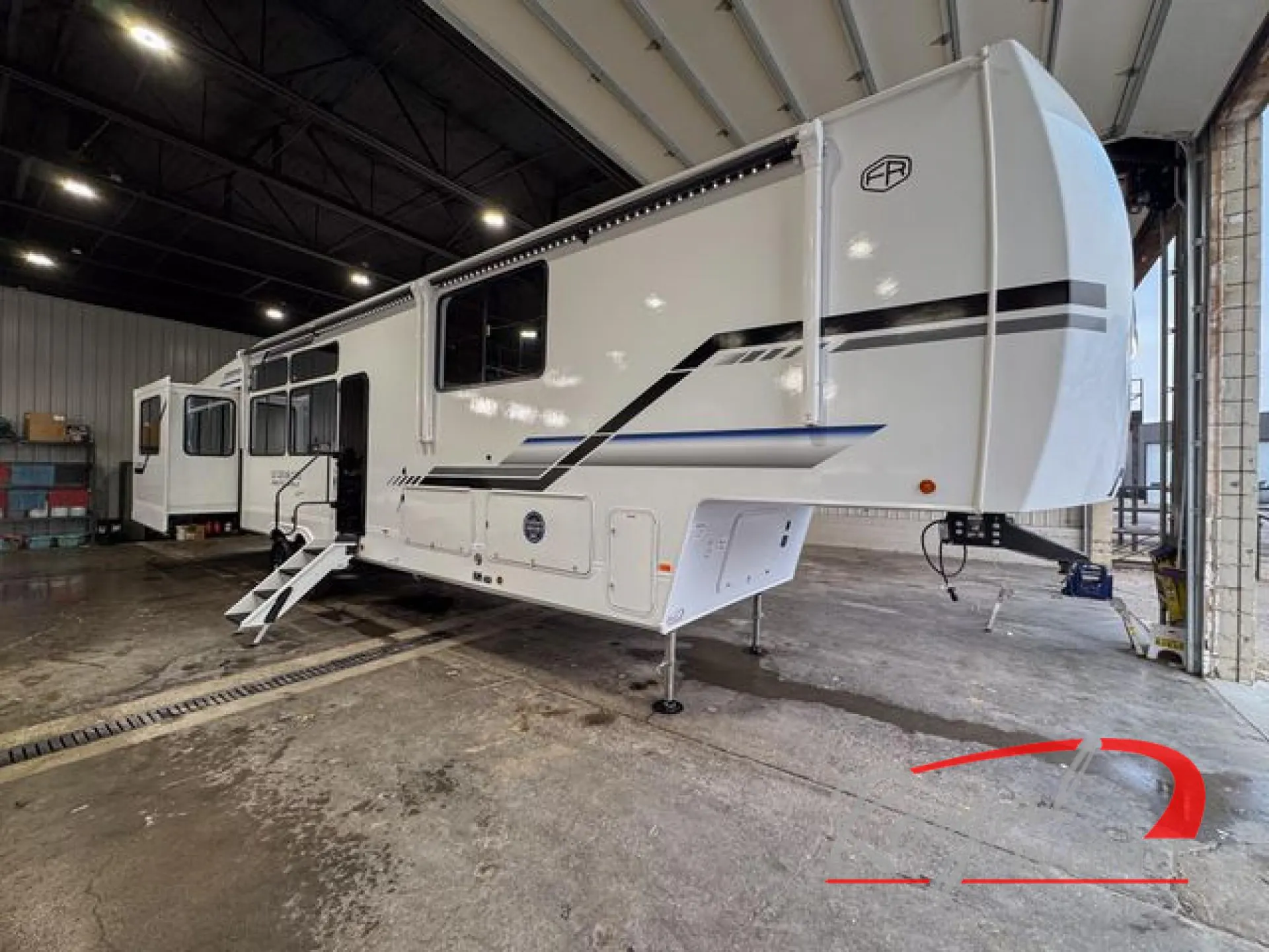 2026 Forest River Cherokee Arctic Wolf 38LEAHG - Photo 2