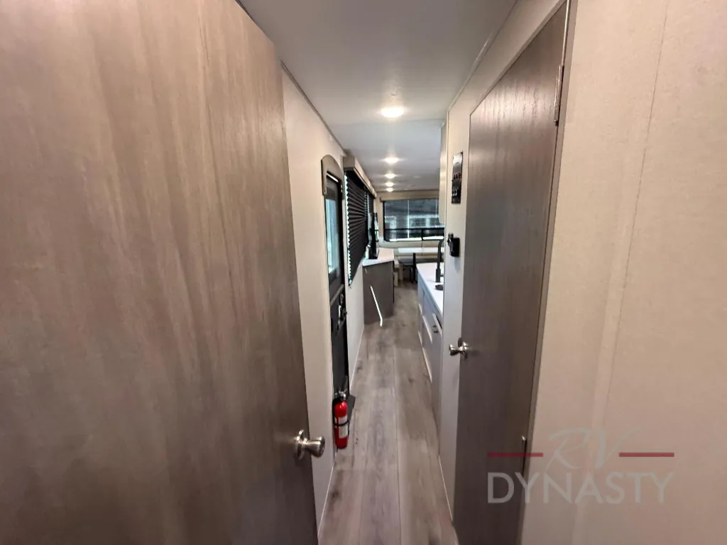 2026 Coachmen Catalina Legacy Edition 283RNR, Photos photo 61