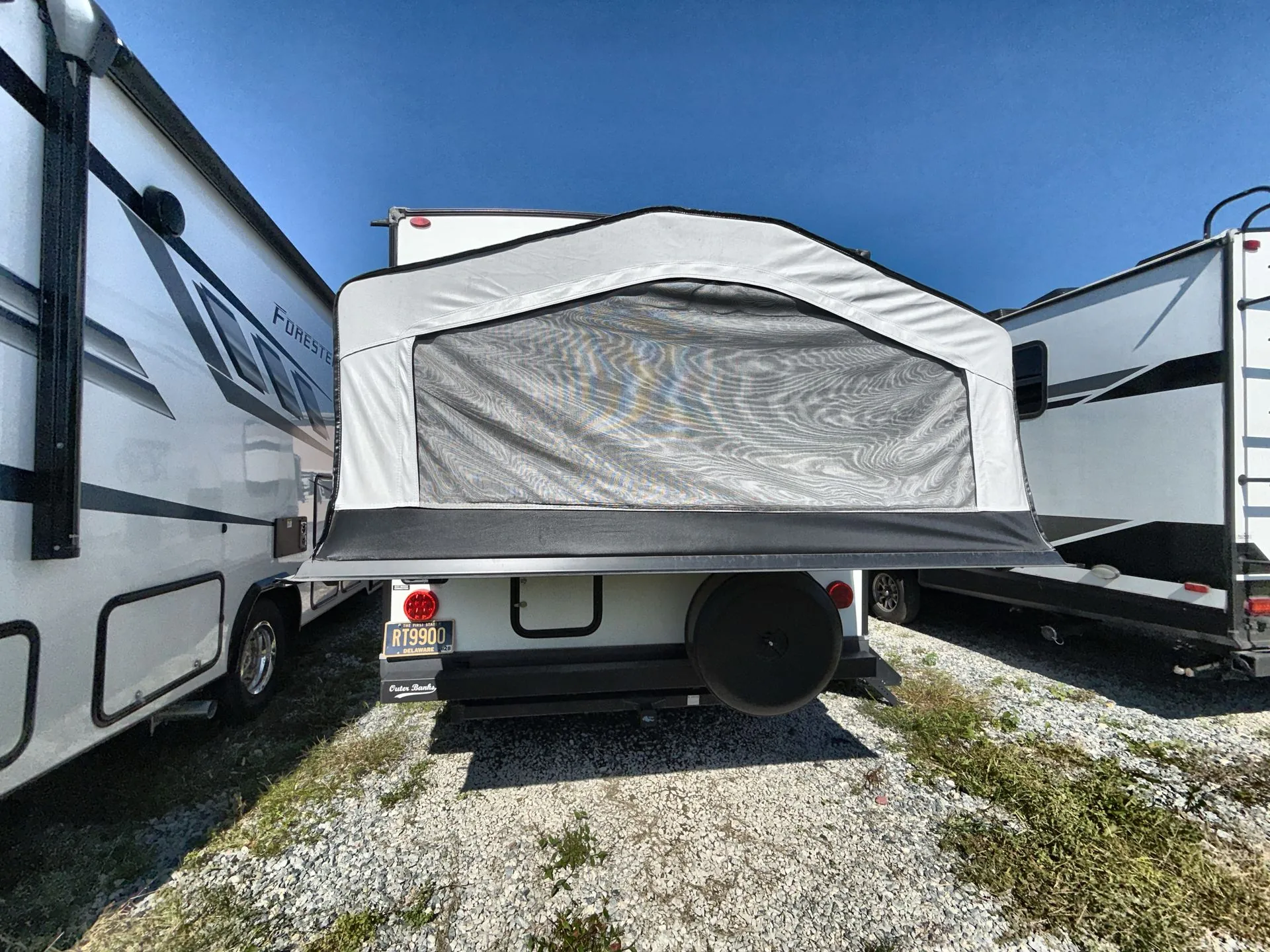2021 Forest River Rockwood Roo 19 — off campside