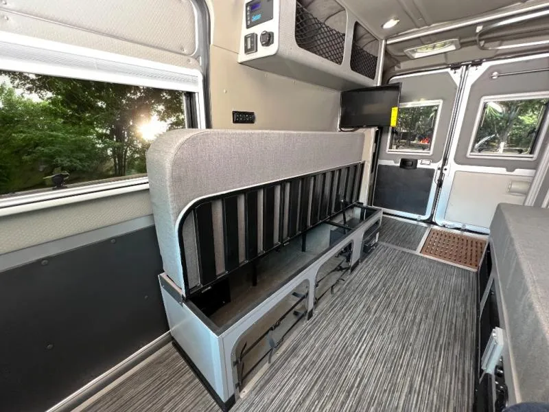 2026 Maxvan Route New    MV 2.0 Wide Body Class B - Photo 4