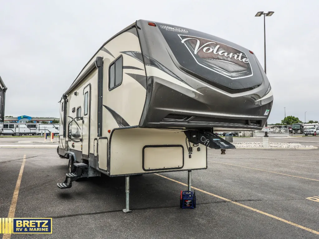 2019 CrossRoads Volante 270BH - Photo 2