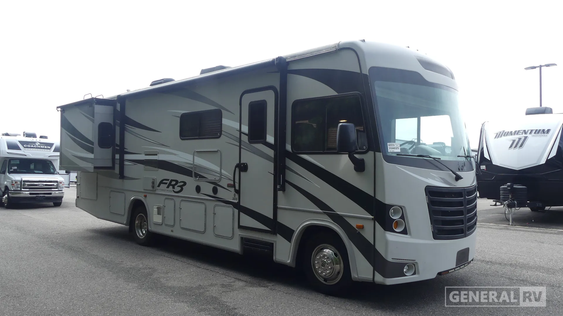 2016 Forest River FR3 30DS - Photo 2