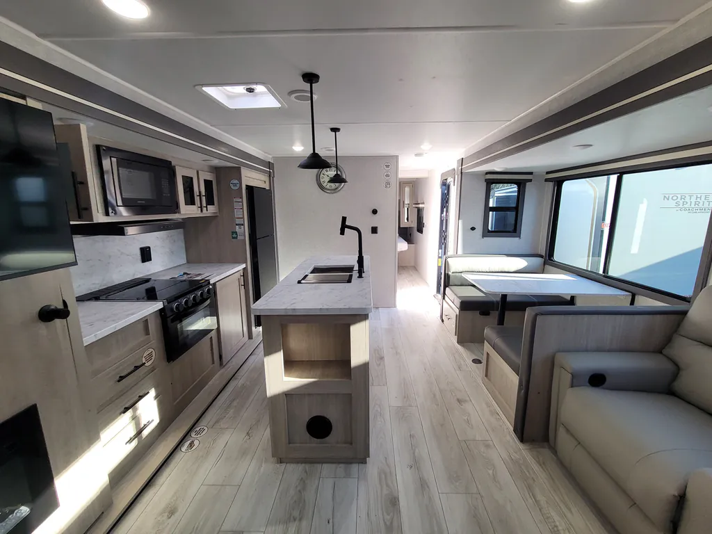 2026 East to West Della Terra 272RL, Photos photo 15