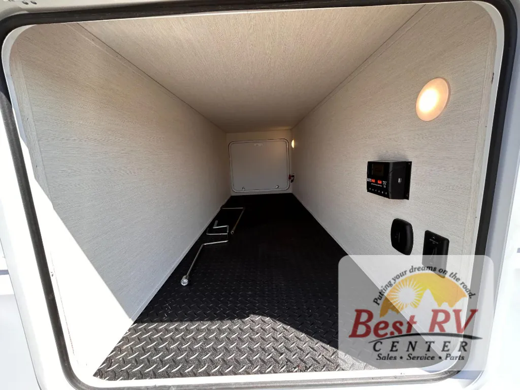 2026 Forest River Cherokee Alpha Wolf 33BH, Photos photo 107
