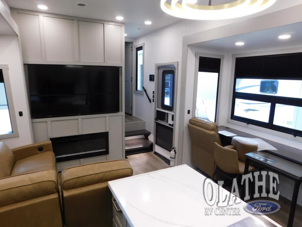2025 Brinkley Model G 3250, Photos photo 13