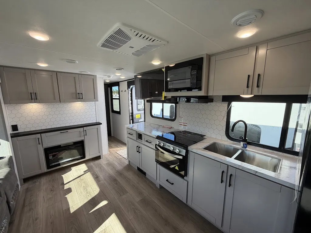 2026 Jayco Jay Feather 29QBH, Photos photo 17