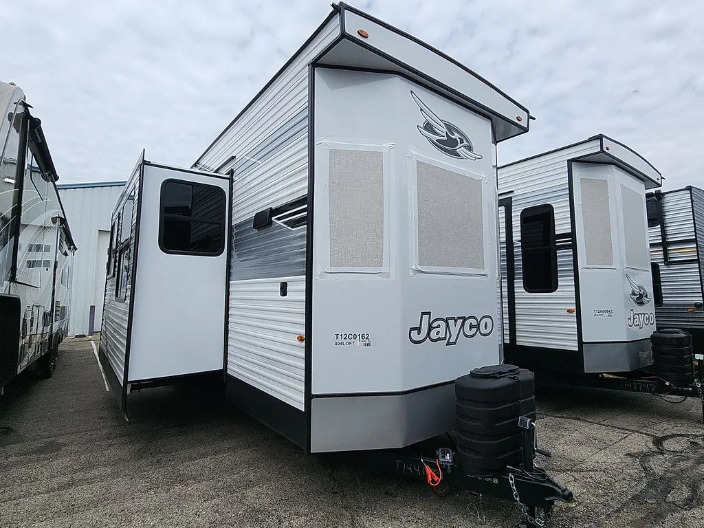 2026 Jayco Jay Flight Bungalow 404LOFT DS
