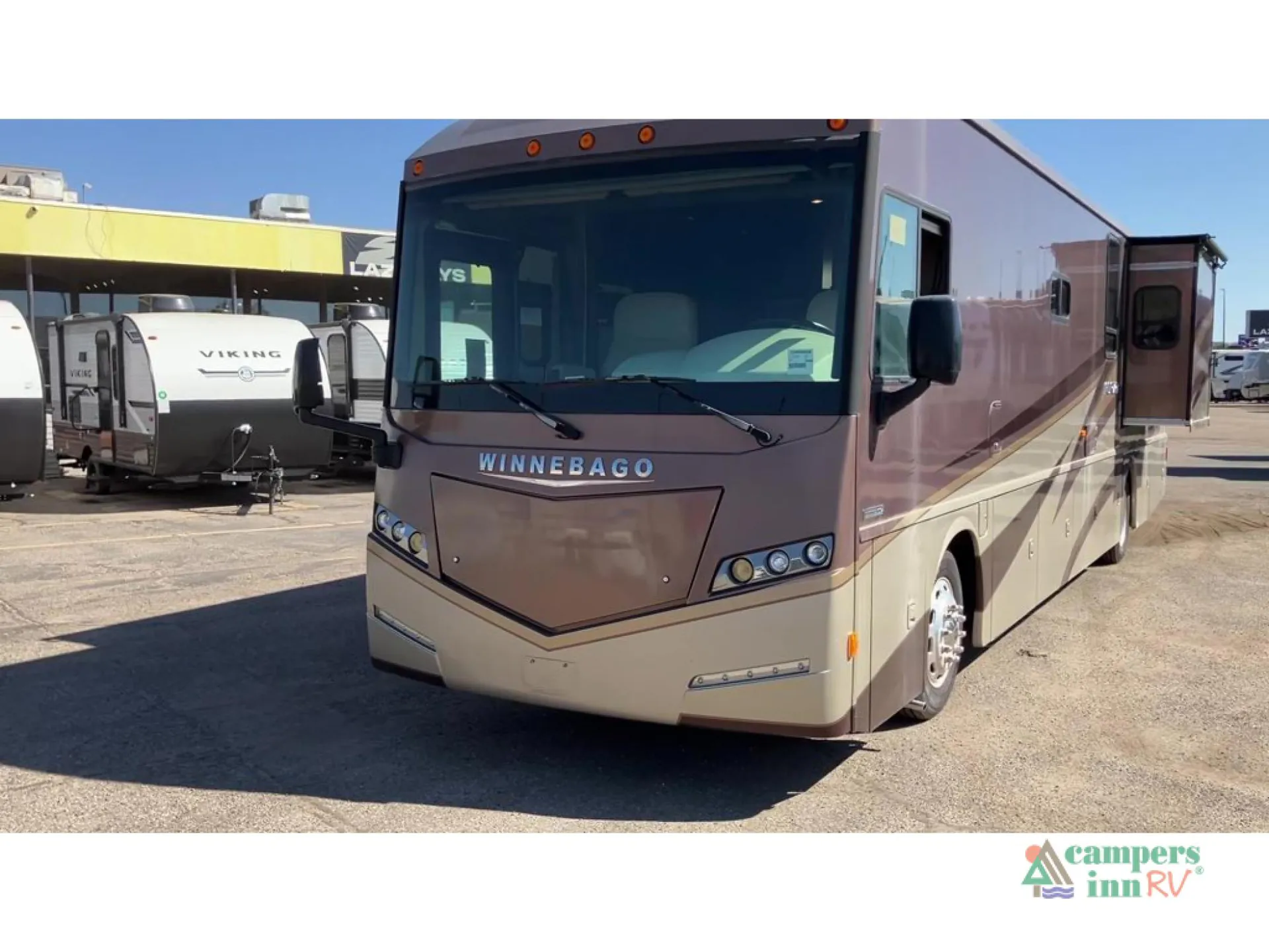 2015 Winnebago Forza 38R - Photo 3
