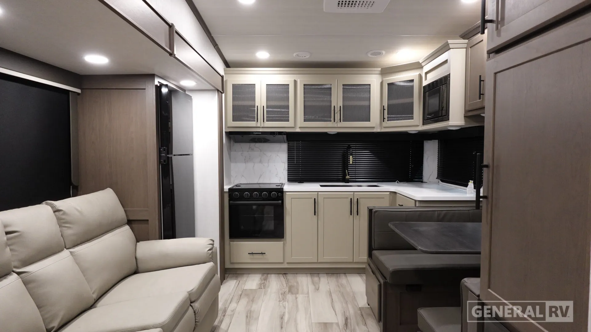 2027 Keystone Cougar Half-Ton 29MBD - Photo 3
