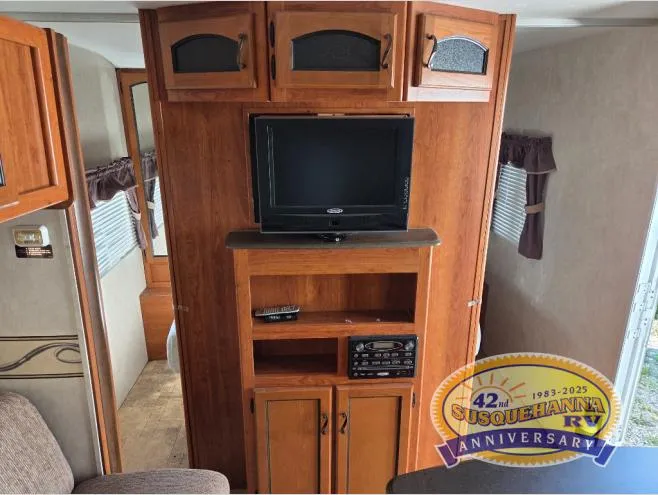 2011 Coachmen Freedom Express 291QBS - Photo 4