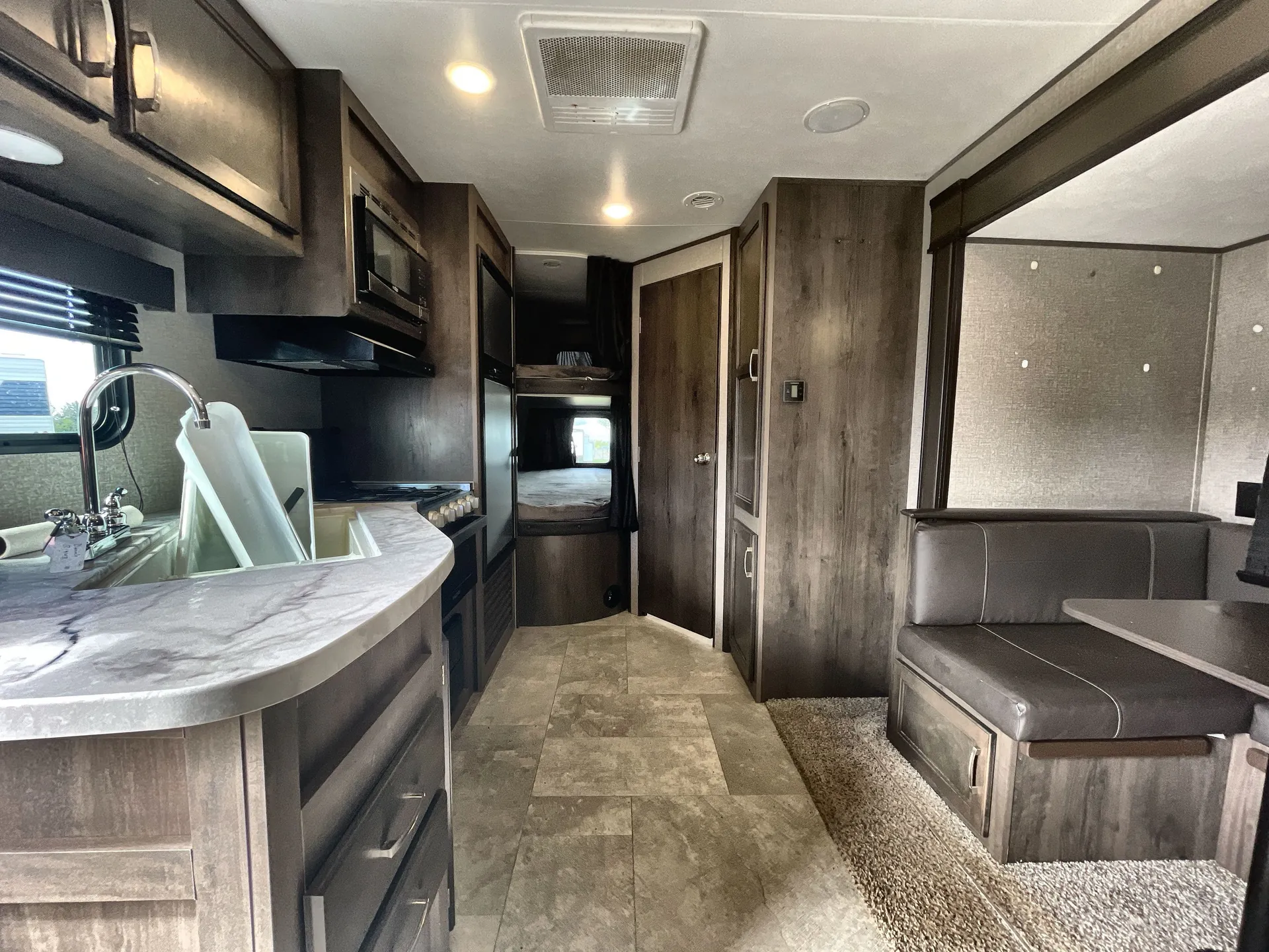 2020 Jayco Jay Flight SLX 242BHS — living area main