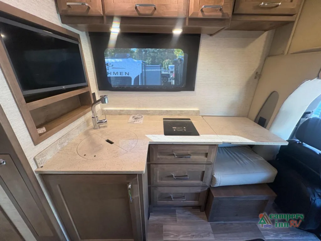2024 Tiffin Wayfarer 25 RLW, Photos photo 22