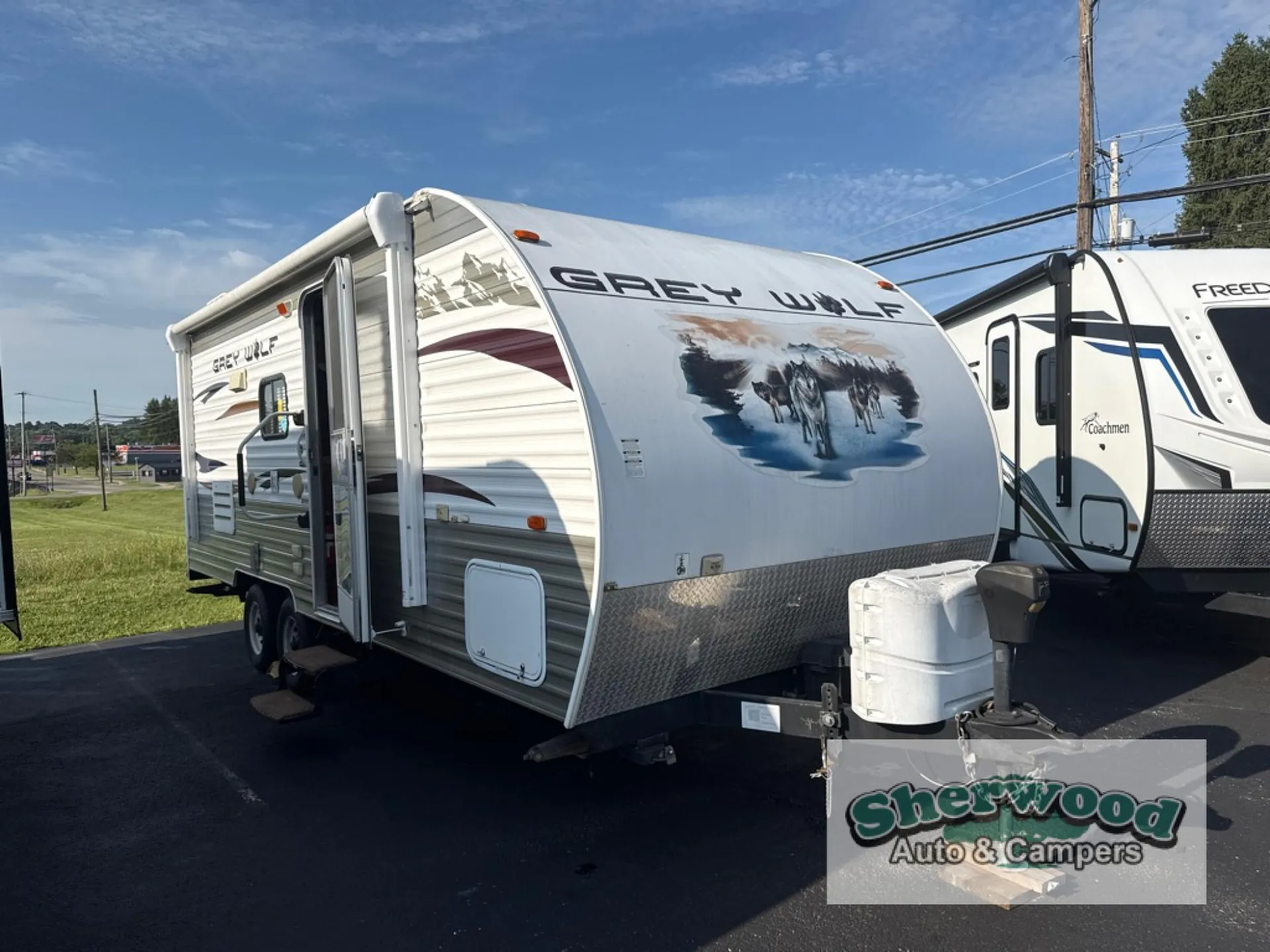 2013 Forest River Cherokee Grey Wolf 18RB - Photo 2