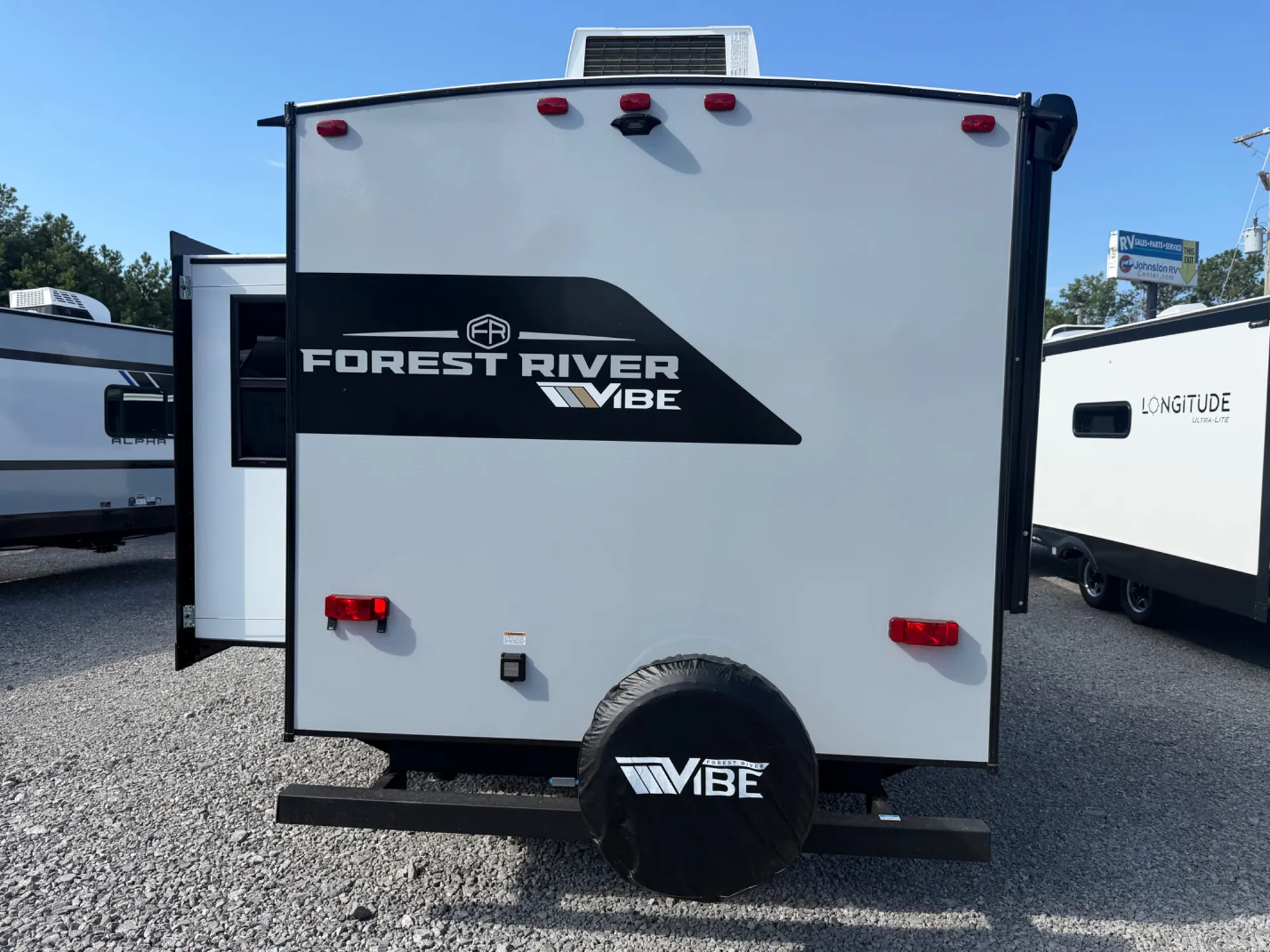 2027 Forest River Vibe 2600RK — Photo 6