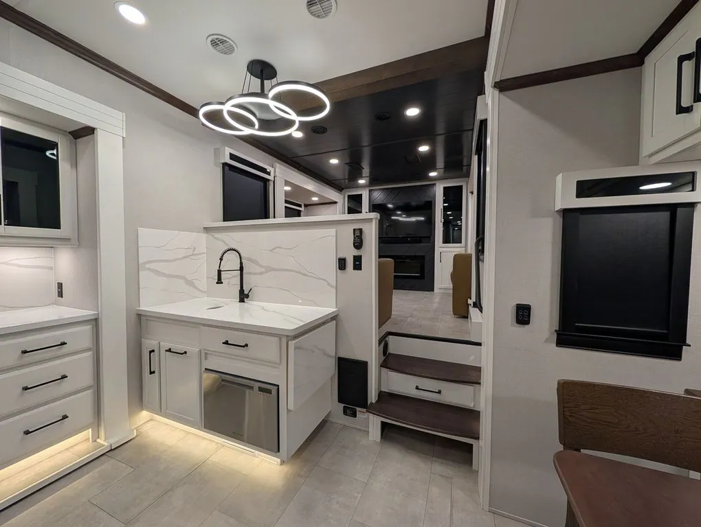 2025 Forest River RiverStone 425FO, Photos photo 12