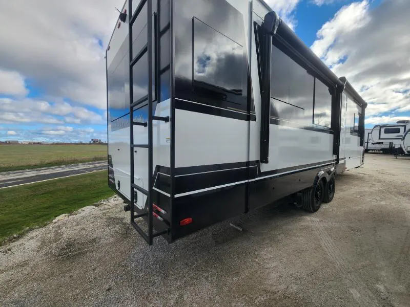 2026 Brinkley Model Z AIR 297, Photos photo 113
