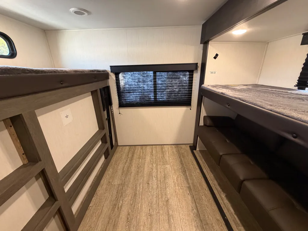 2025 Forest River Cherokee Alpha Wolf 33BH, Photos photo 20