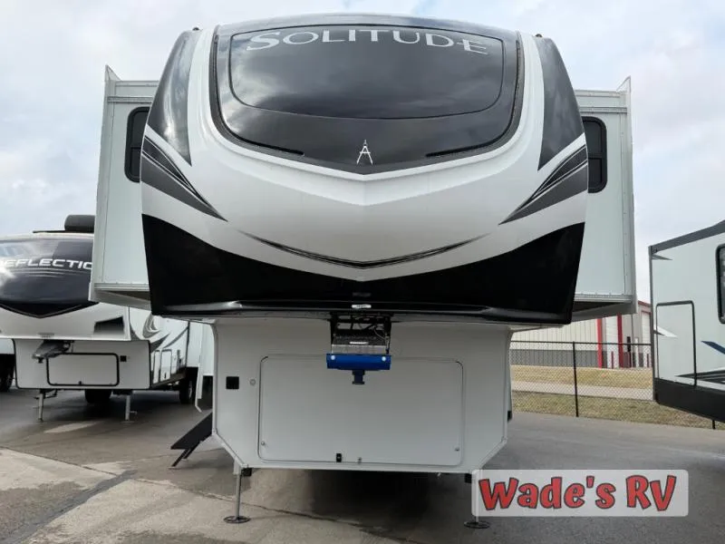 2025 Grand Design Solitude 380FL - Photo 3