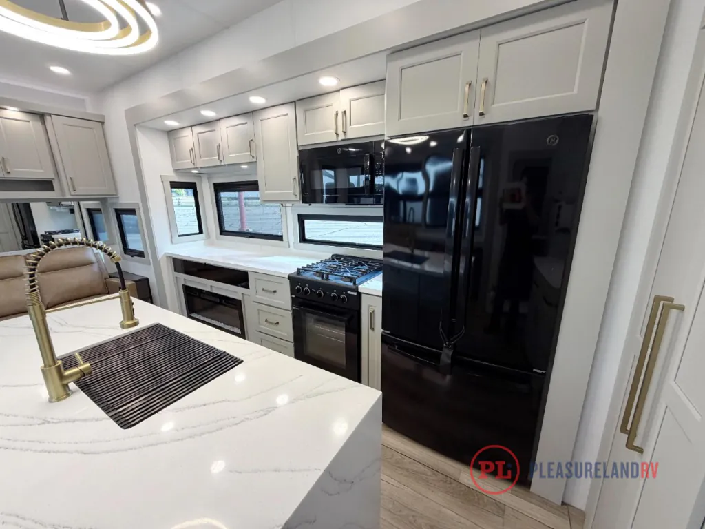 2025 Brinkley Model G 4100, Photos photo 25