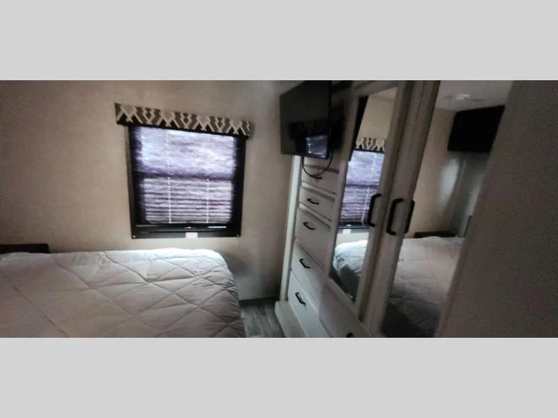 2022 Jayco Redhawk 31F - Photo 3