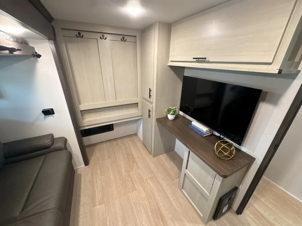 2027 Forest River RV Wolverine 36BC, Photos photo 22
