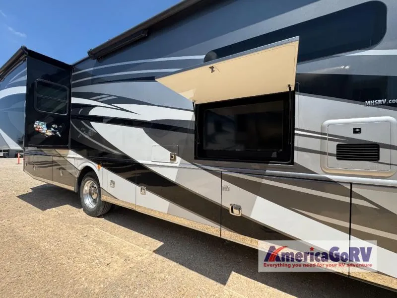 2021 Fleetwood Southwind 37F - Photo 4