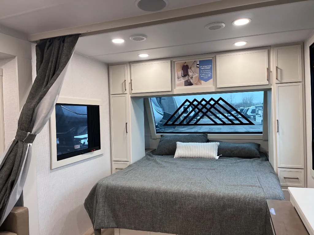 2026 Brinkley Model I 235, Photos photo 5
