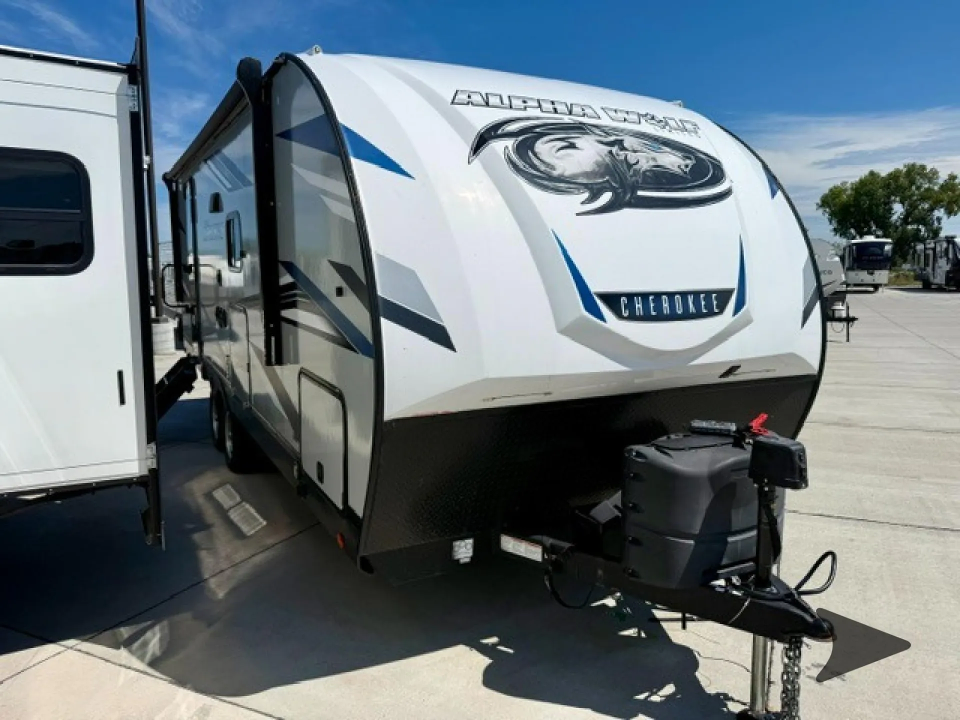 2022 Forest River Cherokee Alpha Wolf 22SW-L - Photo 3