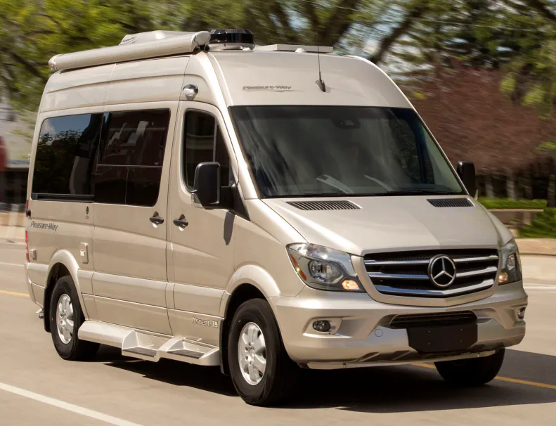 Pleasure-Way Ascent TS BASE exterior