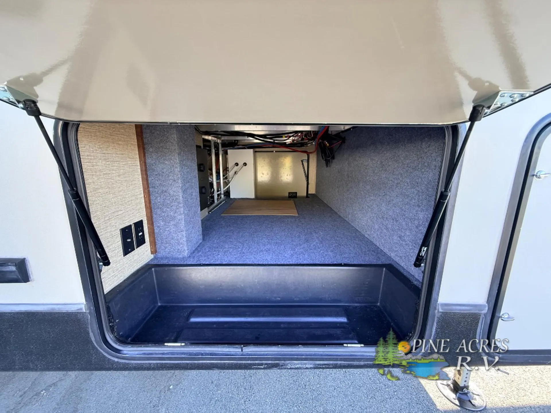 2016 Keystone Outback 296FRS - Photo 3