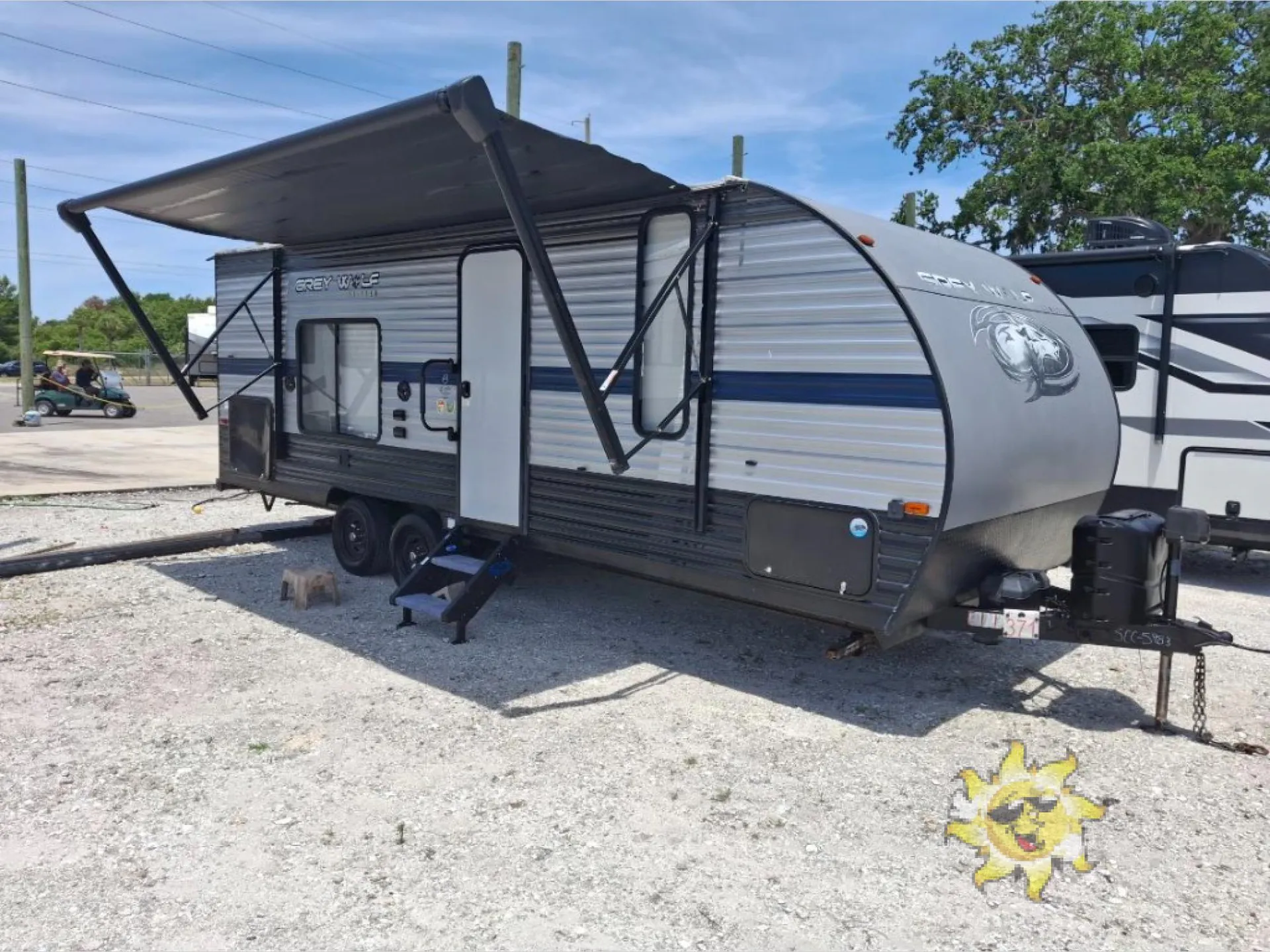 2019 Forest River Cherokee Grey Wolf 24JS - Photo 2