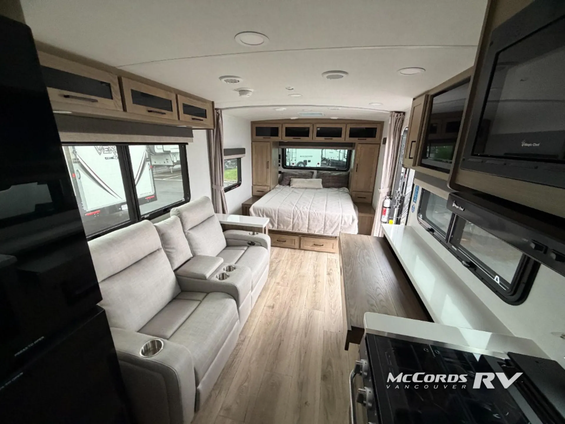 2027 Forest River Rockwood Mini Lite 2524FBT — Photo 5