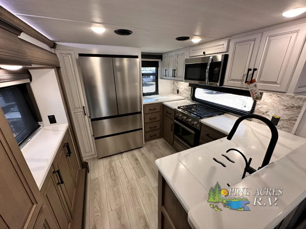2024 Keystone Montana 3901RK, Photos photo 19