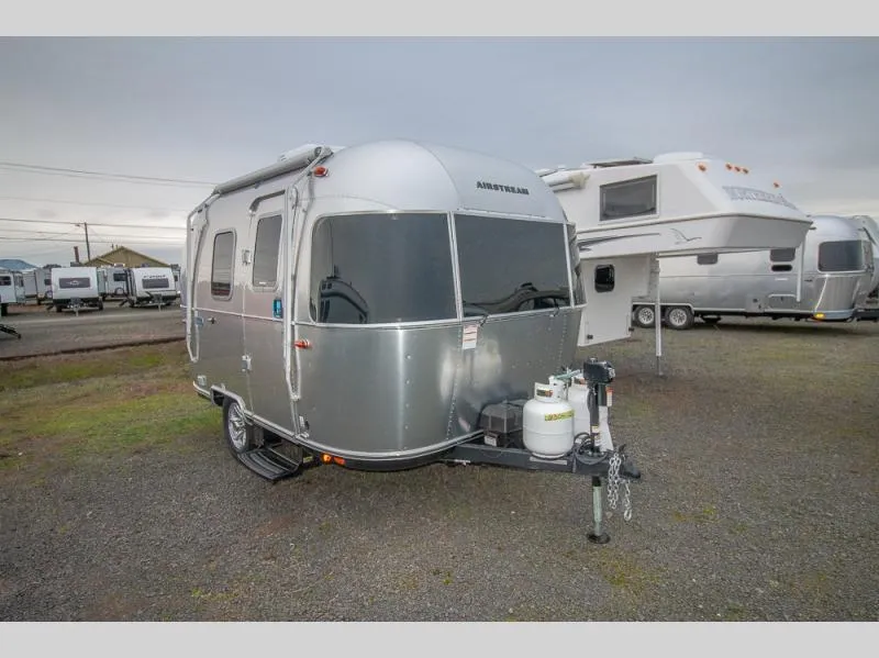 2026 Airstream Bambi 16RB - Photo 2