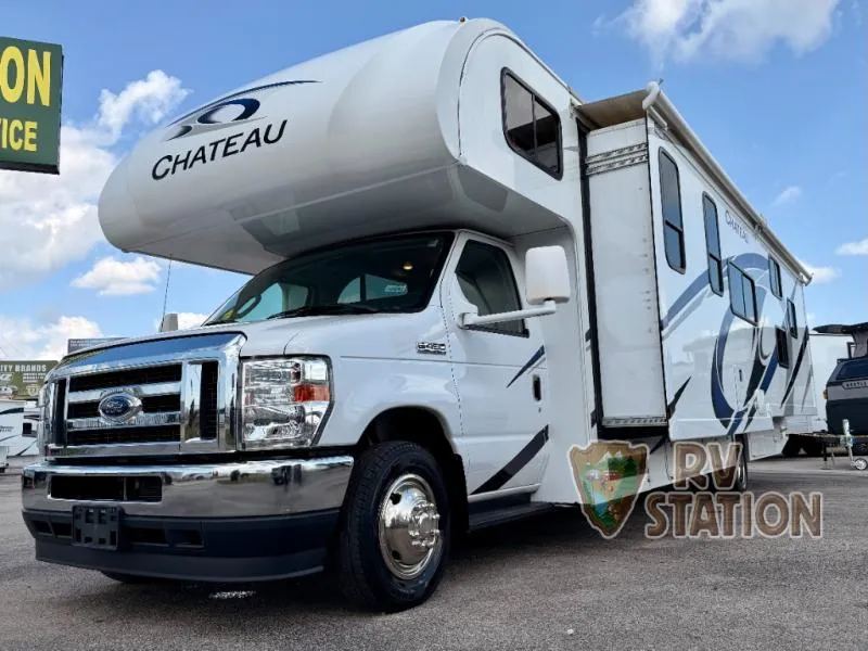2023 Thor Motor Coach Chateau 31EV - Photo 4