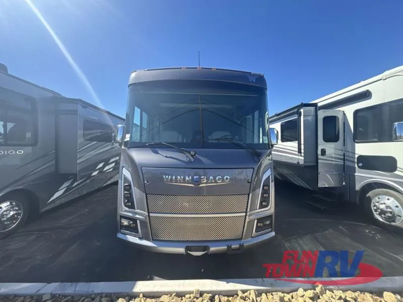 2025 Winnebago Vista 31B - Photo 3