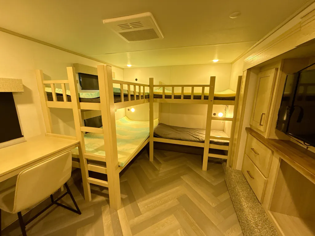 2025 Prime Time Sanibel 3952FBWB, Photos photo 13