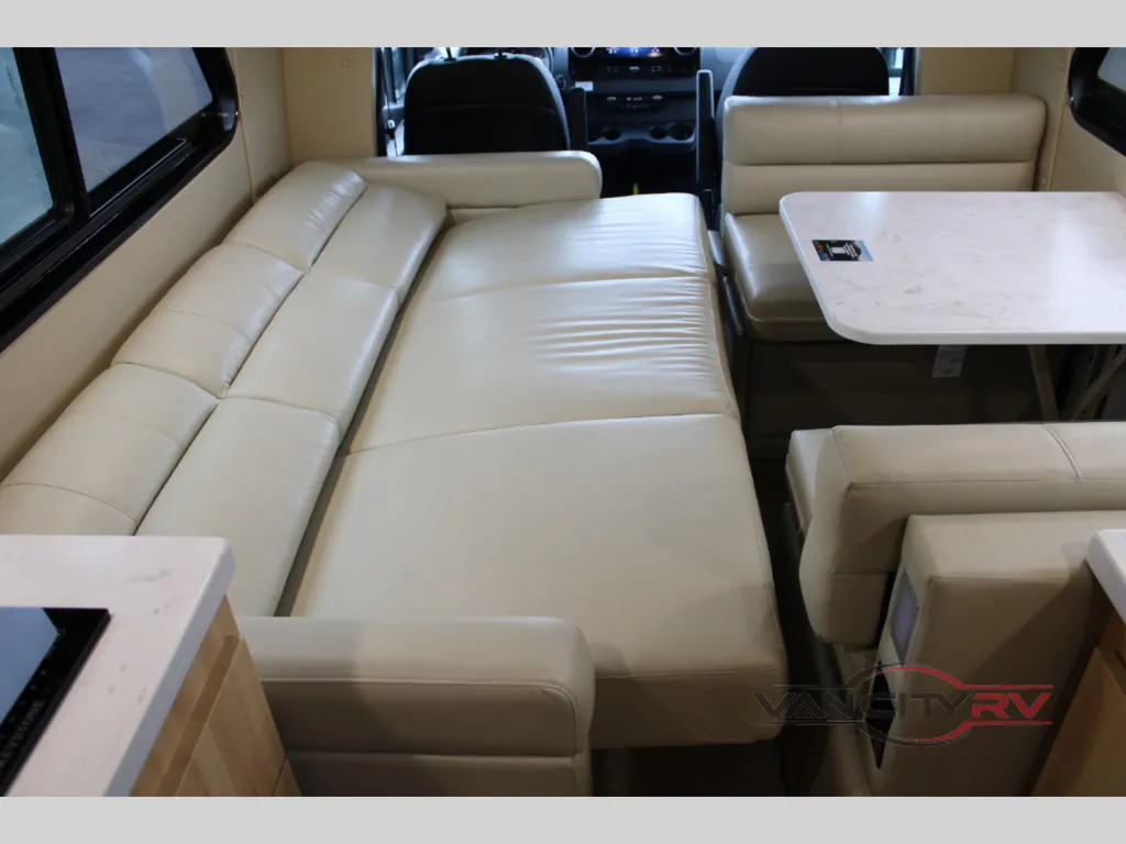 2025 Chinook RV Summit SS, Photos photo 41