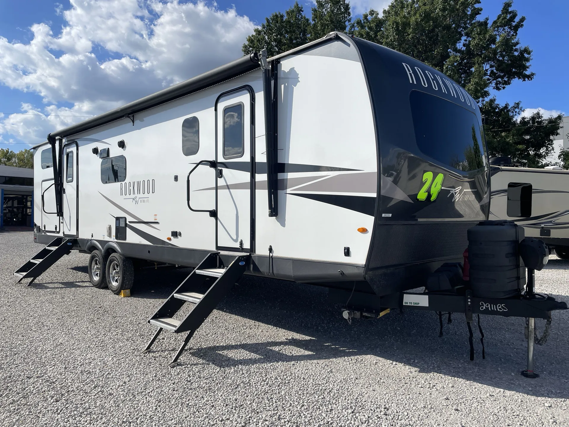 2024 Forest River Rockwood Ultra Lite 2911BS - Photo 2