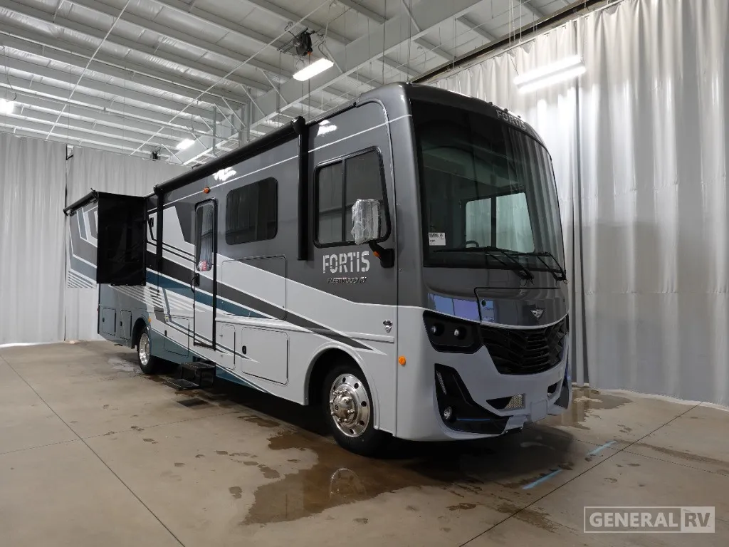 2026 Fleetwood Fortis 33HB - Photo 2