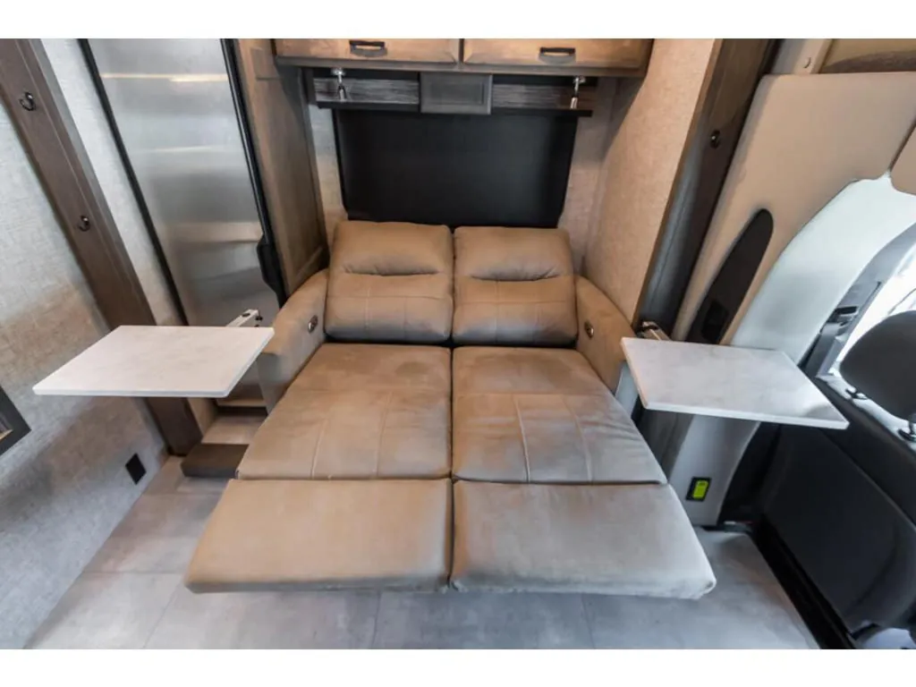 2025 Tiffin Wayfarer 25 XLW, Photos photo 15
