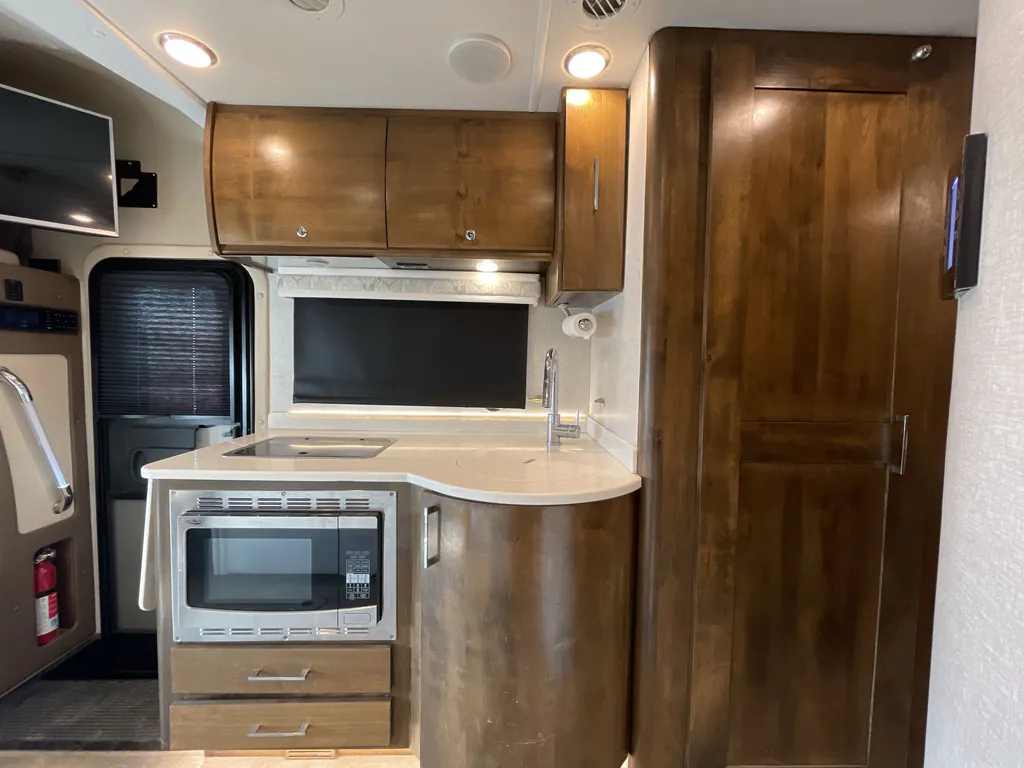 2019 Tiffin Wayfarer 24 BW, Photos photo 11