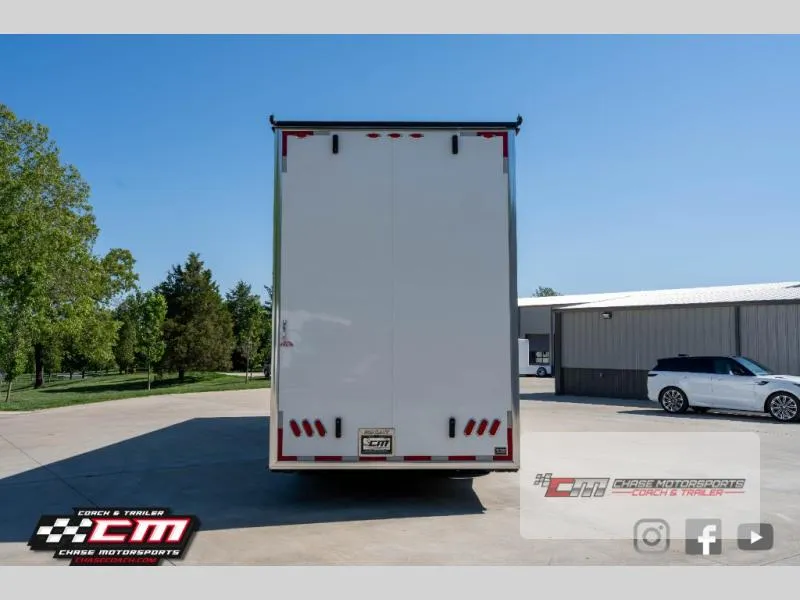 2023 Wildside Trailer Used    38' Liftgate - Photo 4