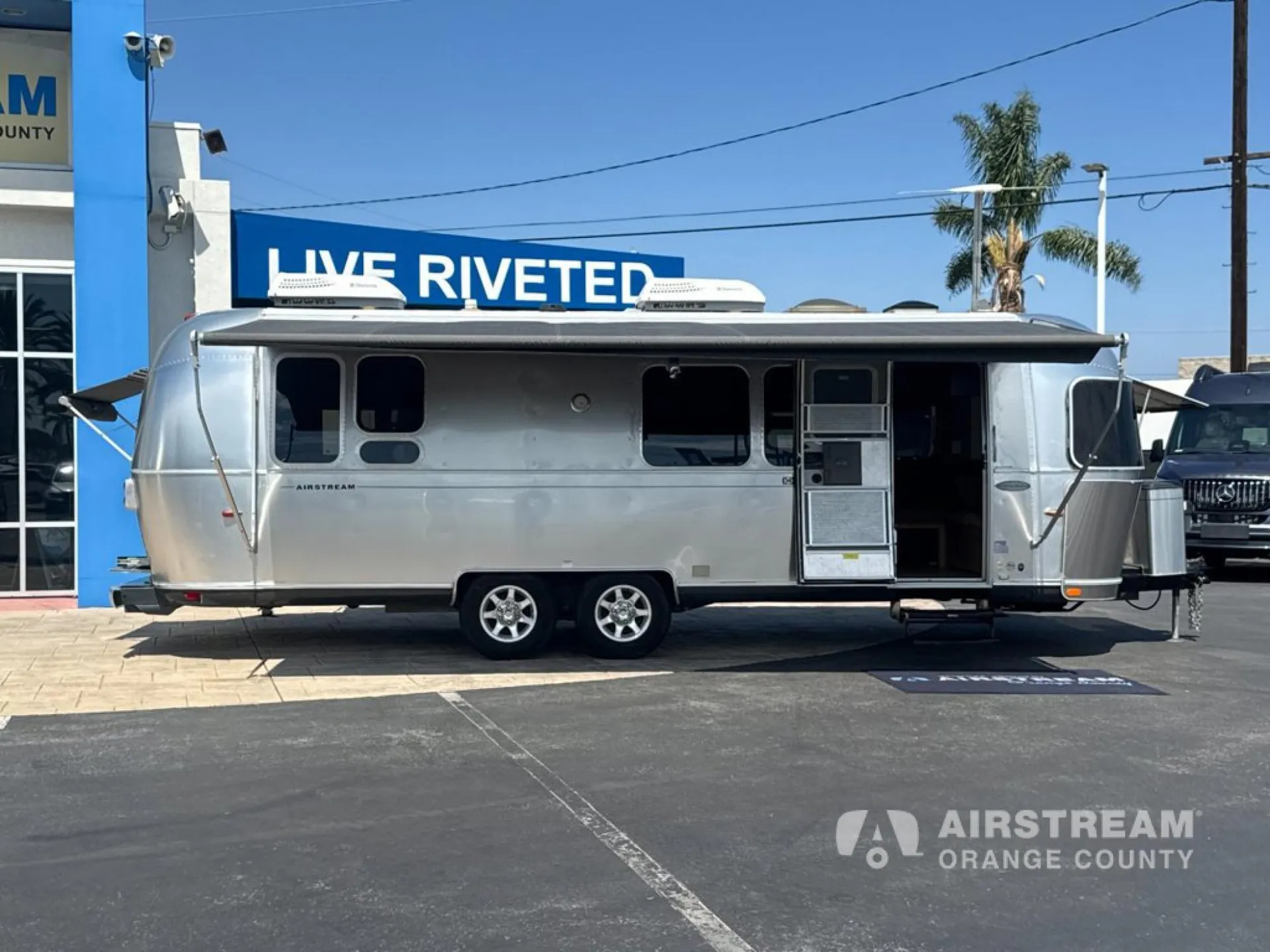 2013 Airstream Flying Cloud 25RB Twin - Photo 3