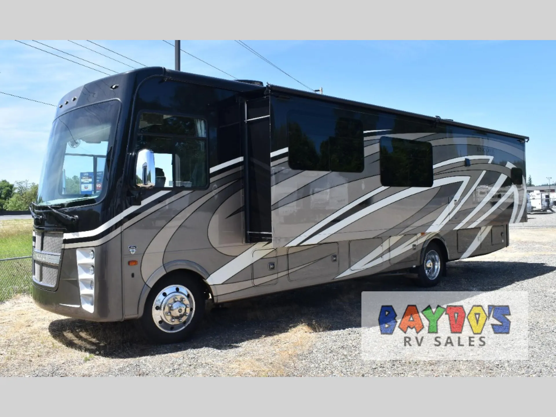 2023 Coachmen Encore 325SS - Photo 2