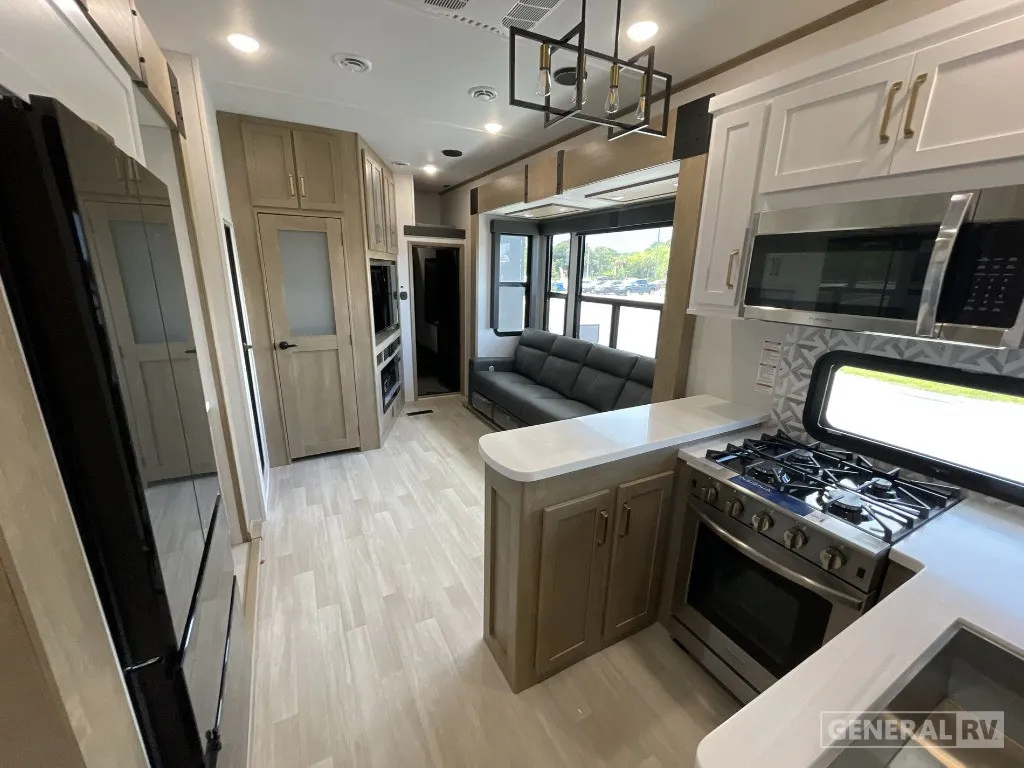 2025 Keystone Raptor 429 - Photo 3